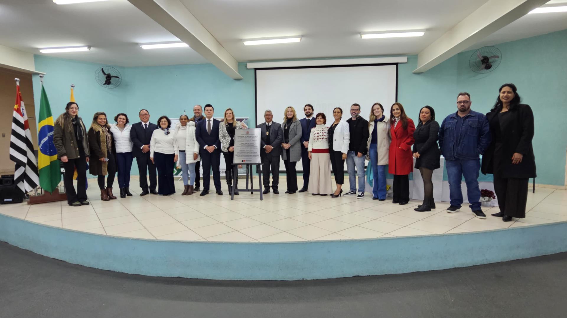 Inaugura&ccedil;&atilde;o Central do Egresso 01