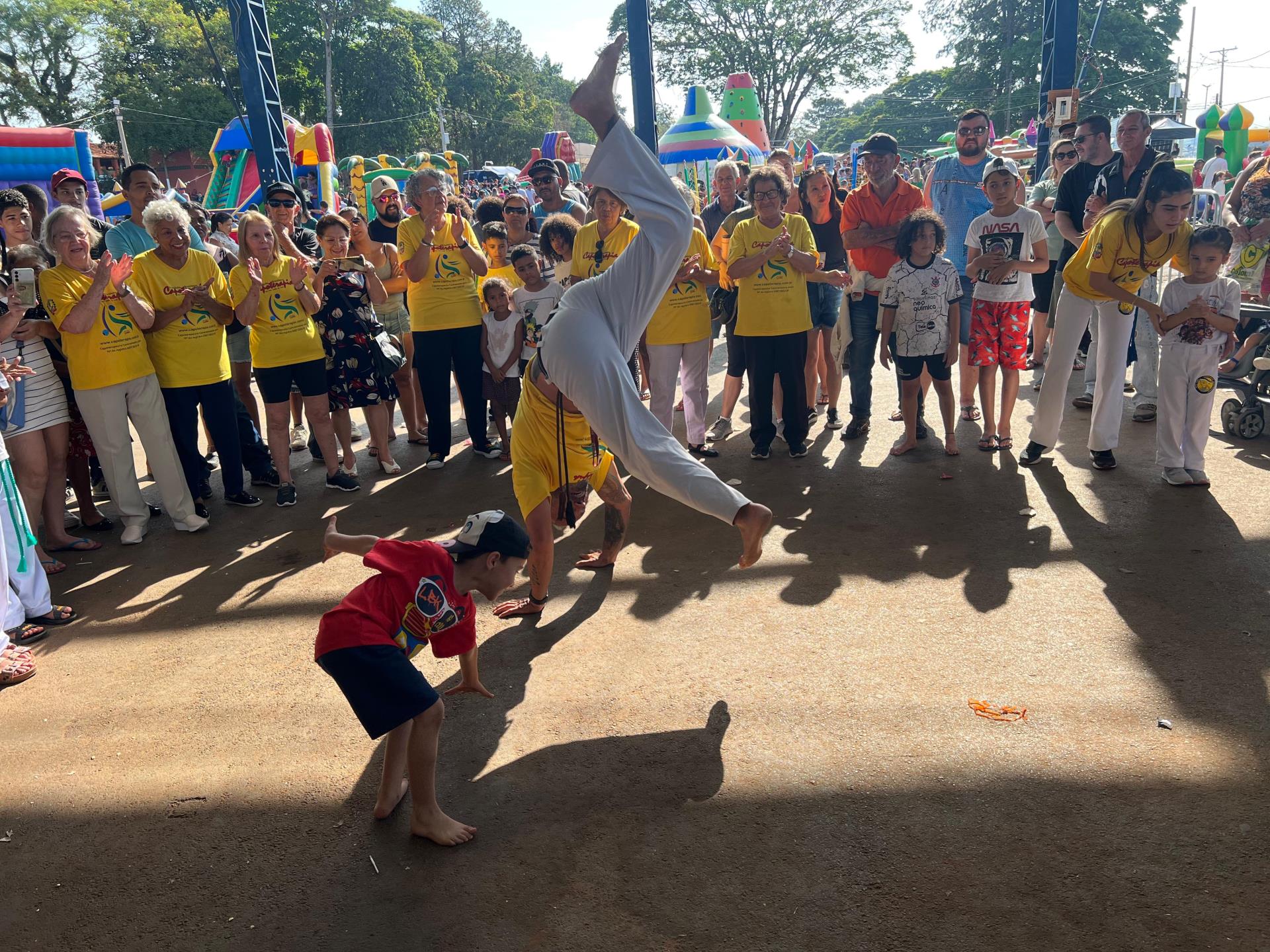 Grande público prestigia festa em comemoração ao Dia das Crianças em Bragança Paulista (3)