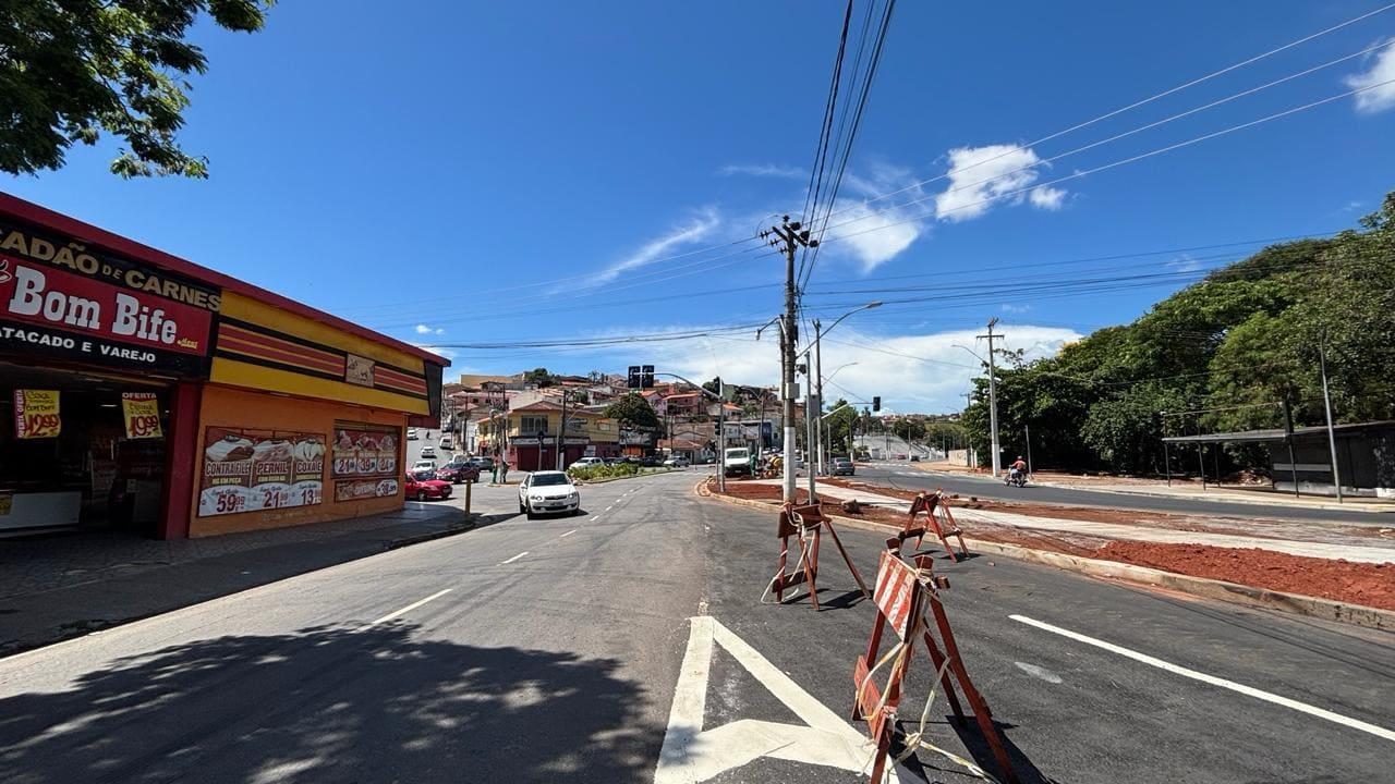 Obras e mudan&ccedil;as vi&aacute;rias reorganizam o tr&acirc;nsito na cidade Foto 01