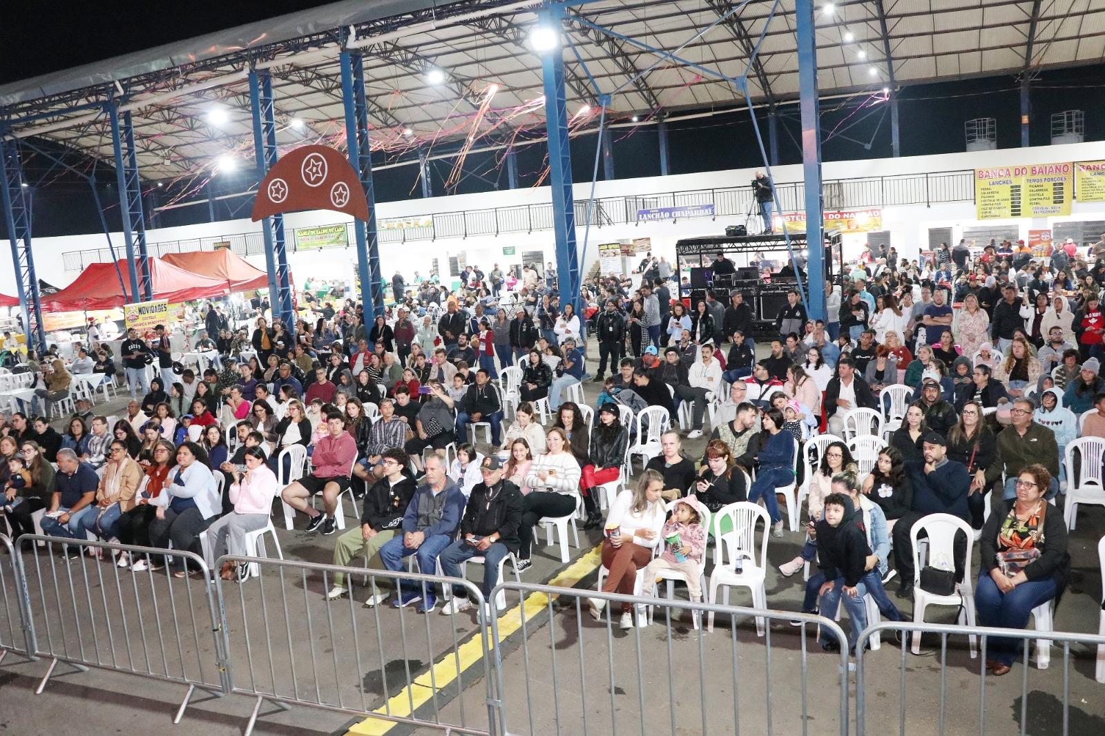 Natal In Concert emociona Bragan&ccedil;a Paulista em estreia grandiosa e segue com novas apresenta&ccedil;&otilde;es pela cidade (12)