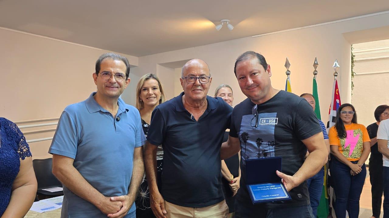 Rua Celso Roberto - familiar Celso Roberto (manguinha)