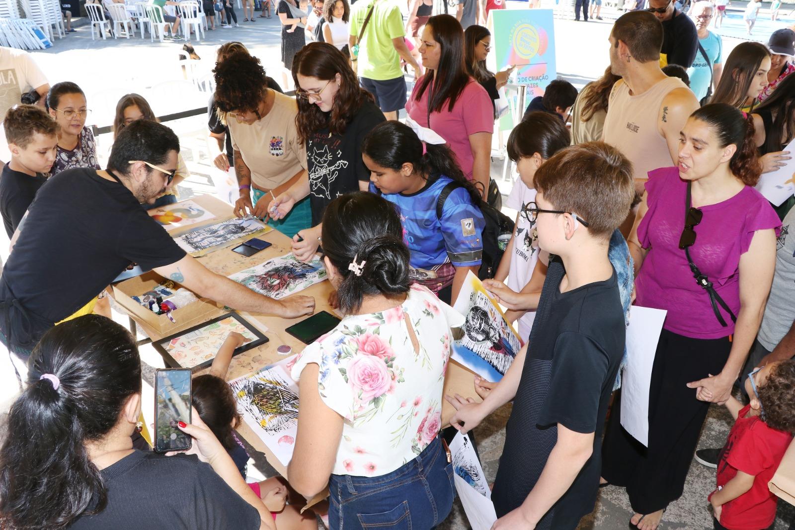 Circuito Sesc de Artes re&uacute;ne grande p&uacute;blico na Arena do Lago