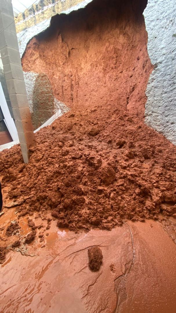 RUA DOUTOR HERMENEGILDO GUIMAR&Atilde;ES 1