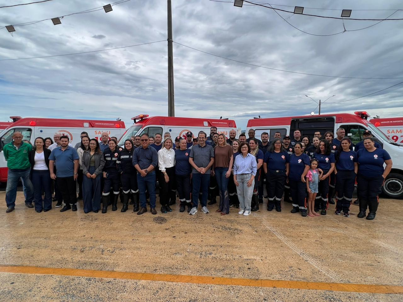 Prefeitura de Bragança Paulista entrega novas ambulâncias do SAMU e apresenta