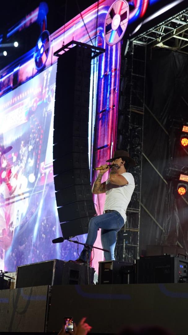 59&ordf; Expoagro e 32&ordf; Festa do Pe&atilde;o de Boiadeiro come&ccedil;a com arena lotada e grandes shows (13)