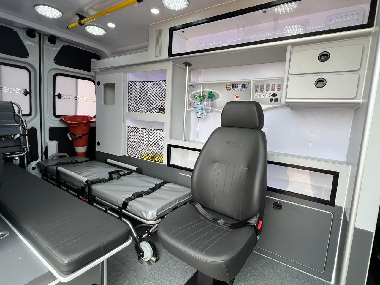 Prefeitura de Bragança Paulista entrega novas ambulâncias do SAMU e apresenta (3)