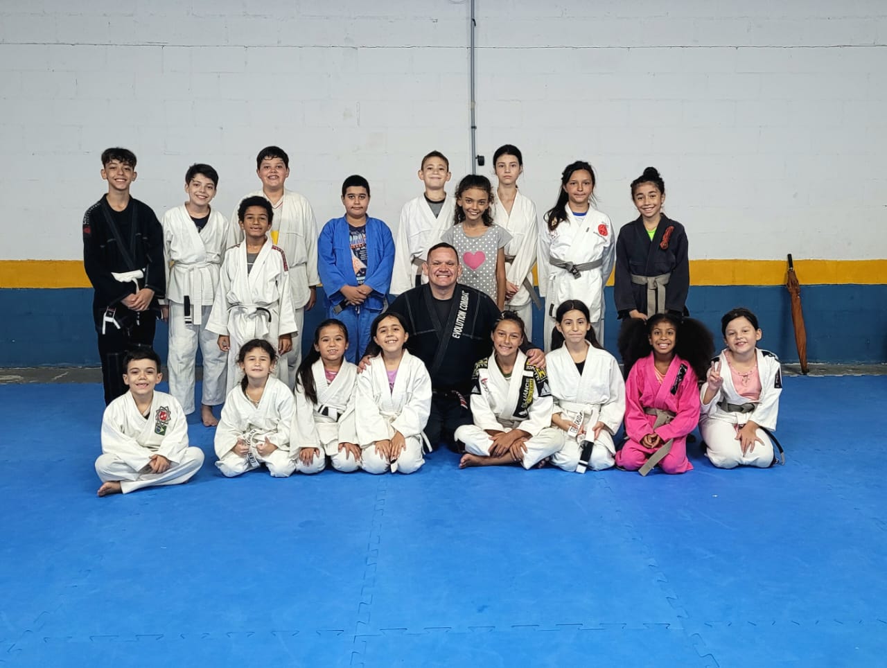 Retomadas as aulas gratuitas de Jiu-Jitsu no Gin&aacute;sio Louren&ccedil;o Quilici
