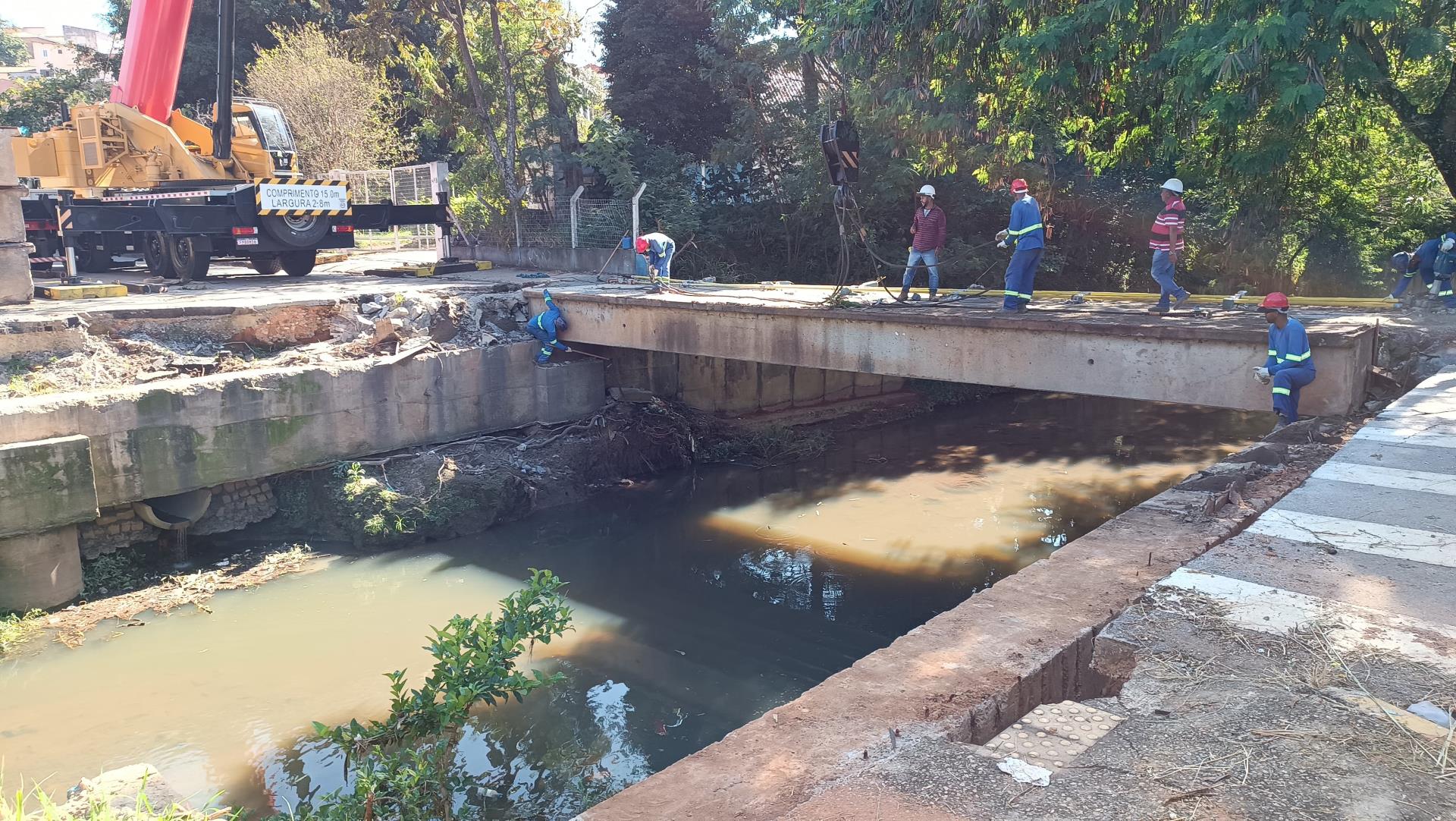 Obras da Ponte da Rua Peru s&atilde;o retomadas (2)