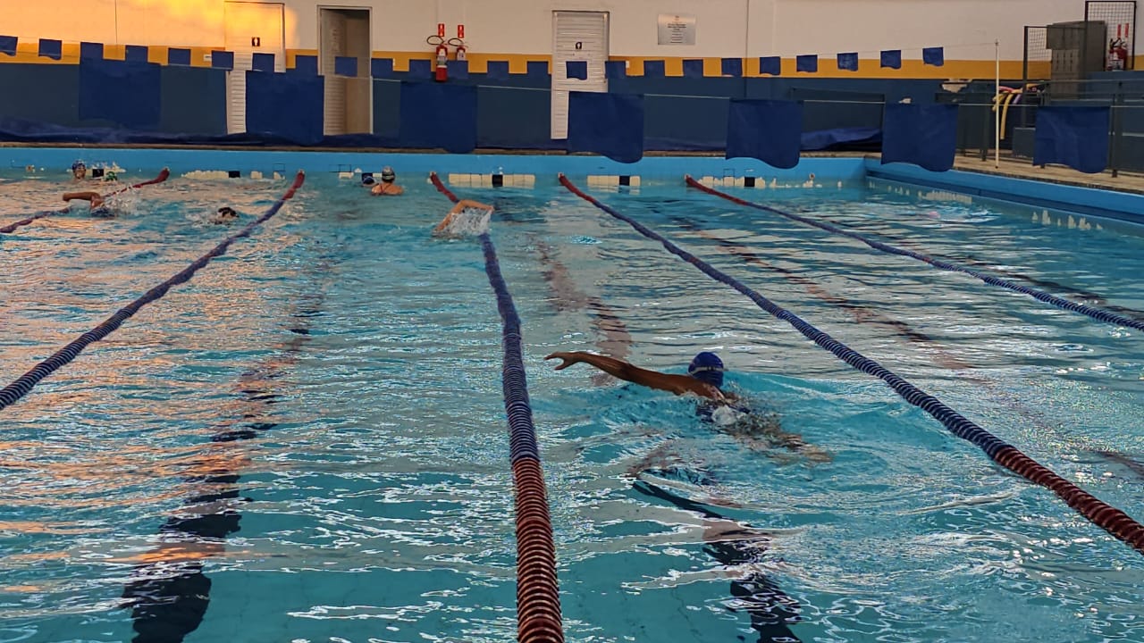 Equipe de nata&ccedil;&atilde;o de Bragan&ccedil;a Paulista participa da 08&ordf; etapa da Associa&ccedil;&atilde;o Regional de Nata&ccedil;&atilde;o