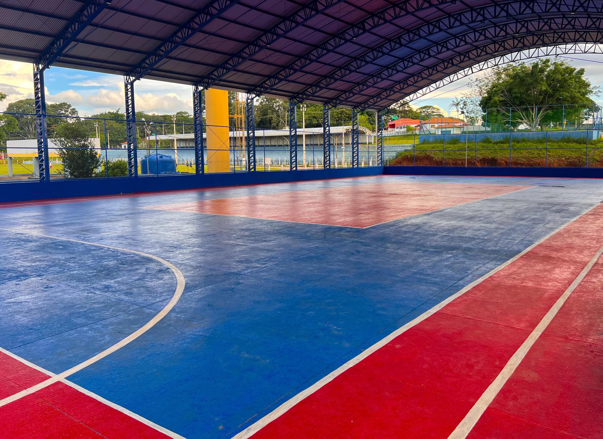 10.01.2024  Constru&ccedil;&atilde;o da quadra poliesportiva &ldquo;Jo&atilde;o Brochetta&rdquo; abre mais op&ccedil;&otilde;es para atividades esportivas na cidade (2)