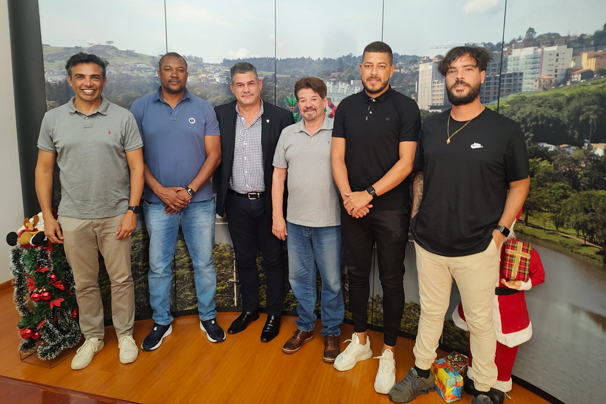 10.11.2022 Prefeito recebe visita de diretoria da Confedera&ccedil;&atilde;o Brasileira de Atletismo (CBAt) (2)