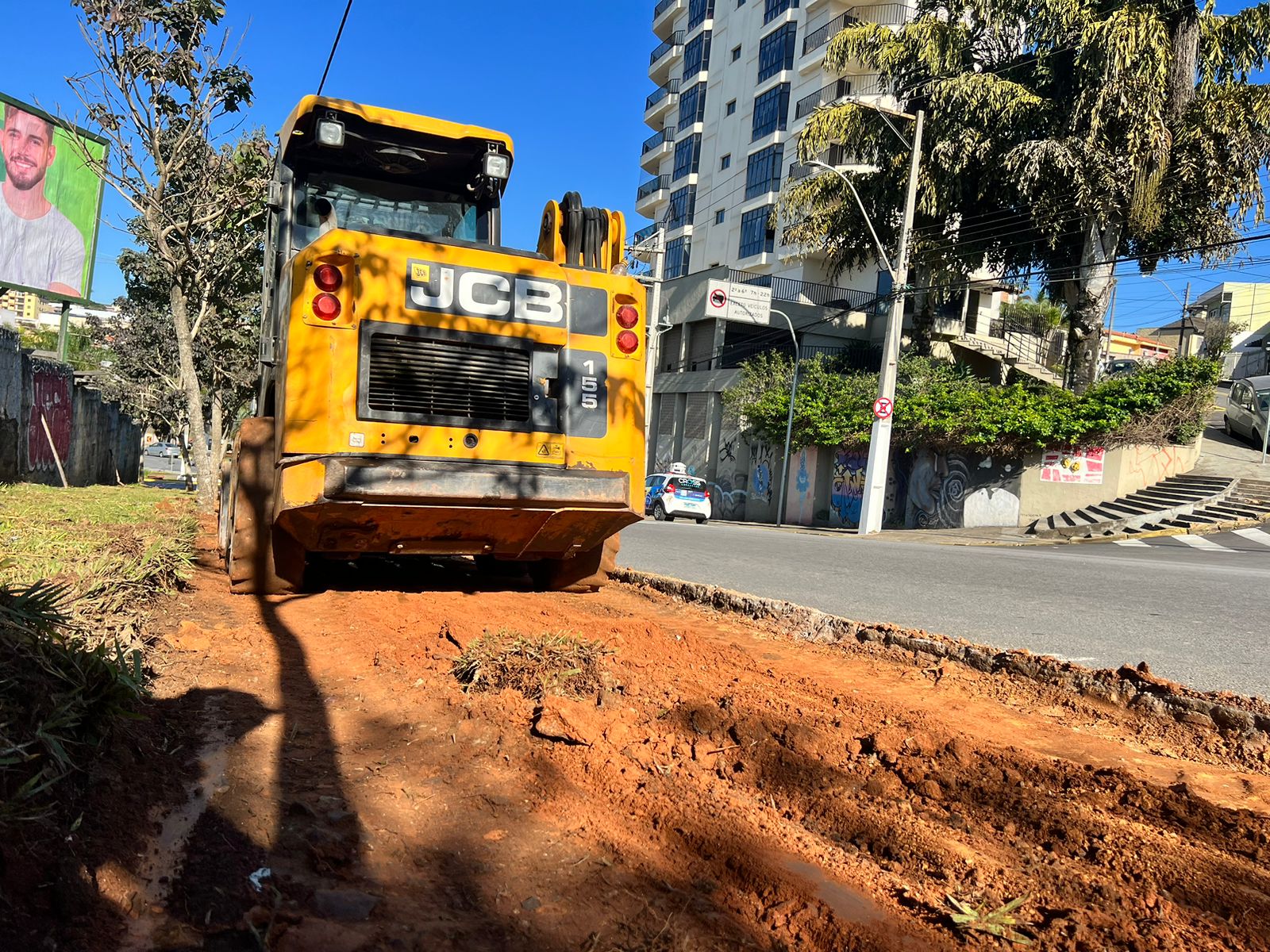 Caminho Suave Av Antonio Pires Pimentel 02