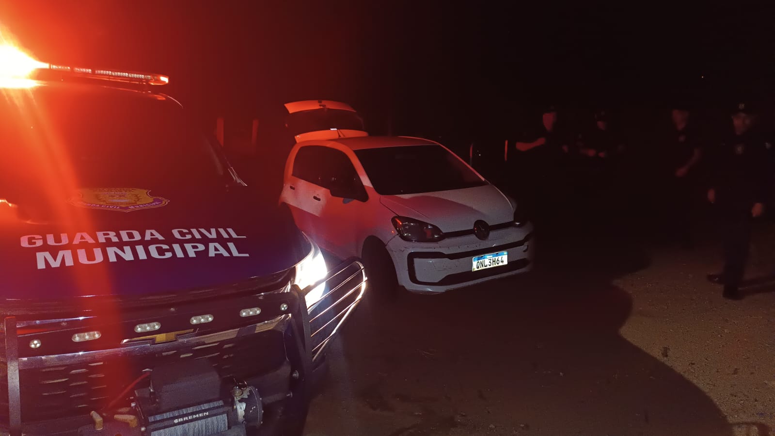 GCM recupera em Bragan&ccedil;a Paulista  ve&iacute;culo furtado em Extrema 02