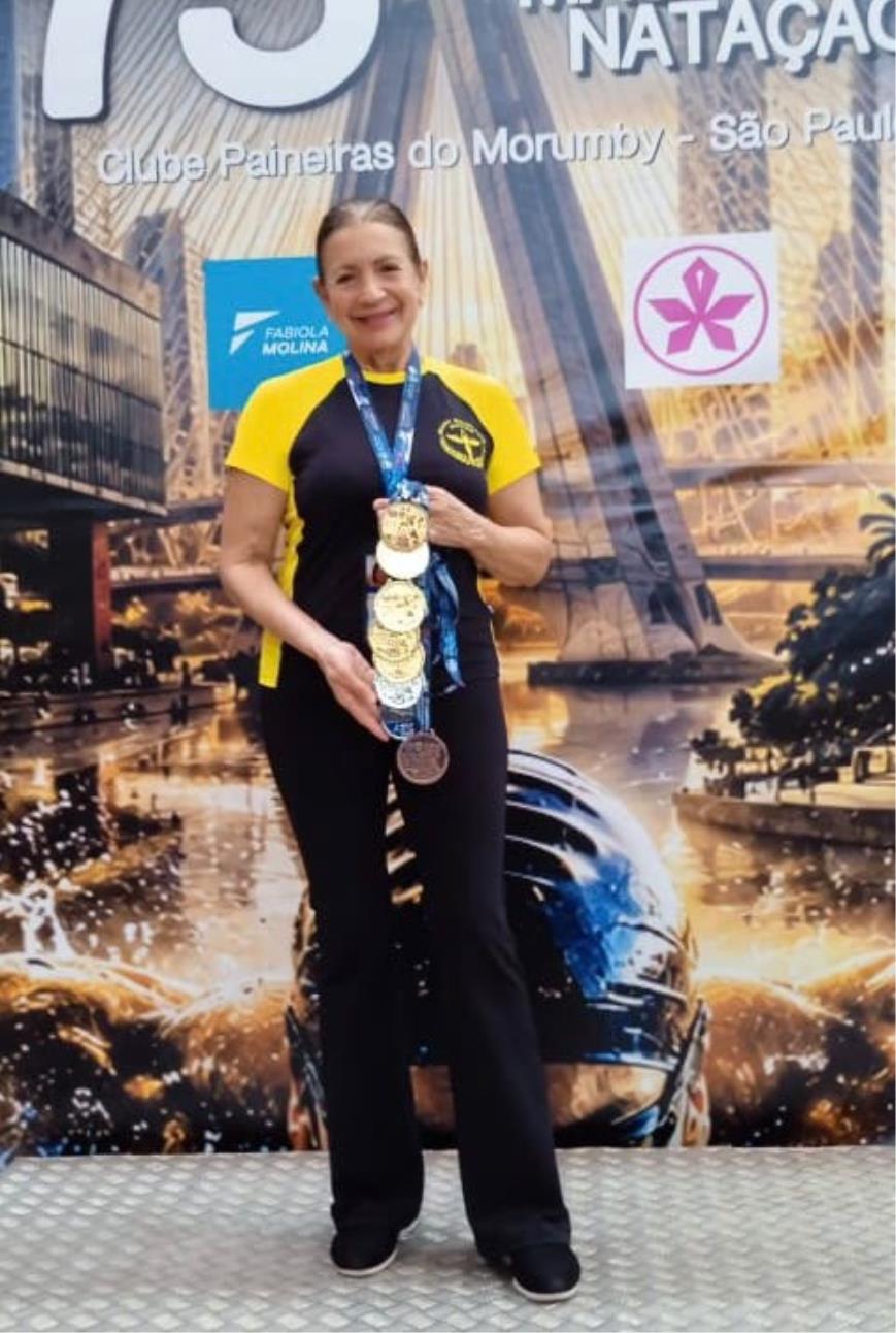 Nadadora Bragantina Conquista 8 Medalhas no Brasileiro Masters (2)