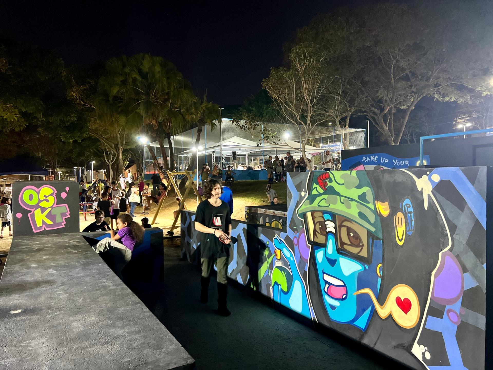 Revitaliza&ccedil;&atilde;o Pra&ccedil;a Objetivo 07