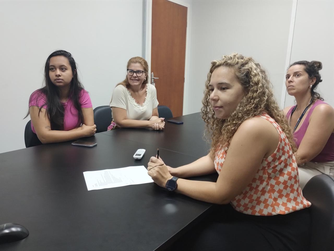 Prefeitura de Bragan&ccedil;a Paulista realiza reuni&atilde;o para avan&ccedil;ar na regulariza&ccedil;&atilde;o fundi&aacute;ria do n&uacute;cleo S
