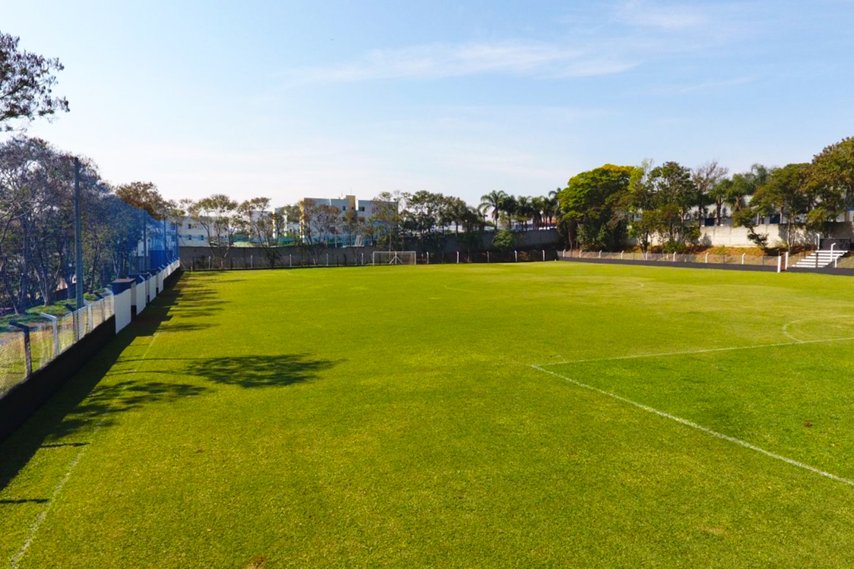 14.10.2022 Campo de futebol do E.C.Vila Aparecida é revitalizado (1)