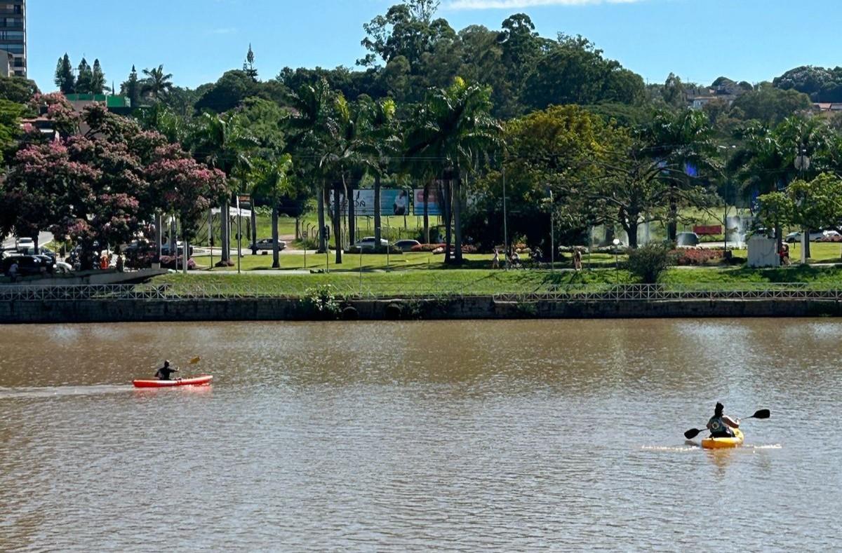 Lago do Tabo&atilde;o recebe aulas gratuitas de canoagem Foto 02