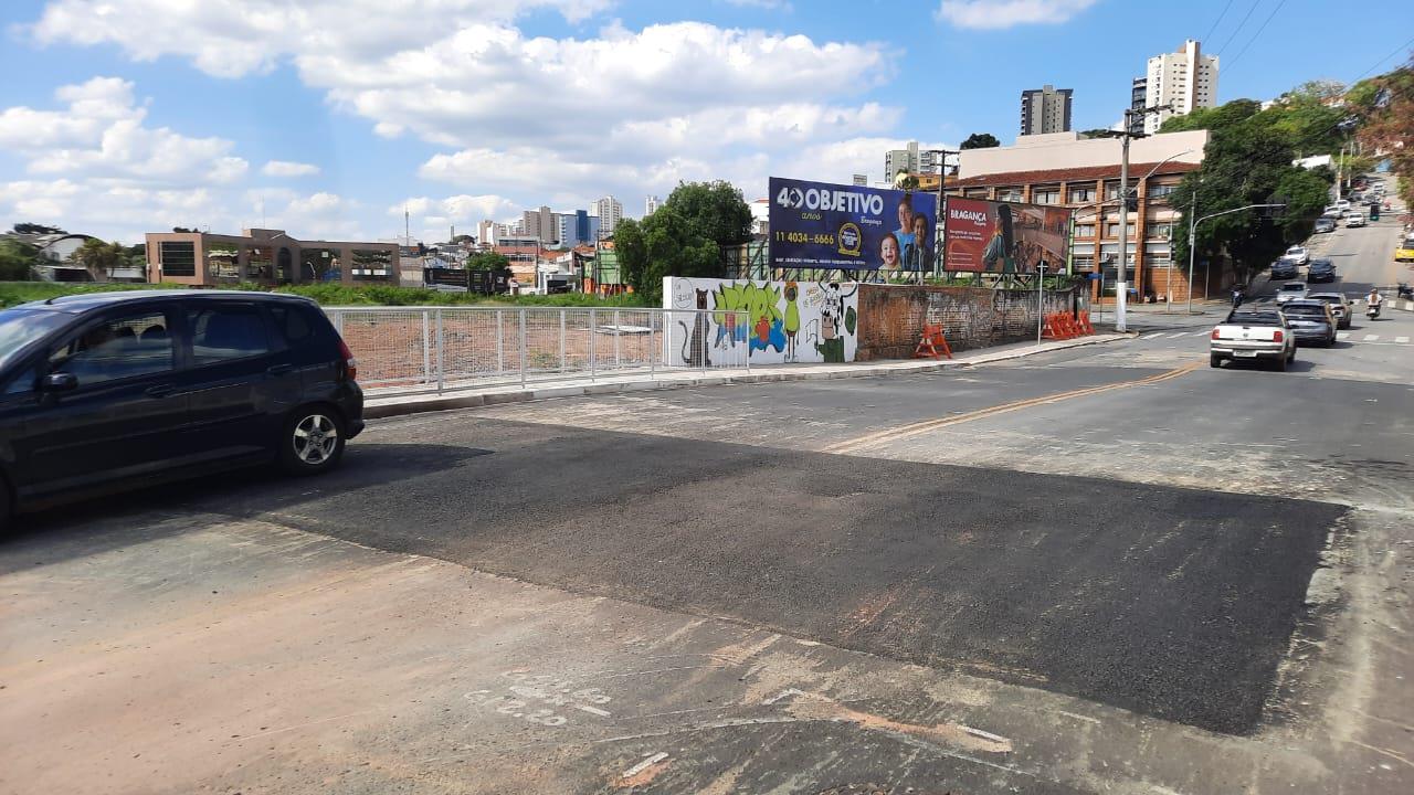 Ponte da Rua Felipe Siqueira é liberada (3)