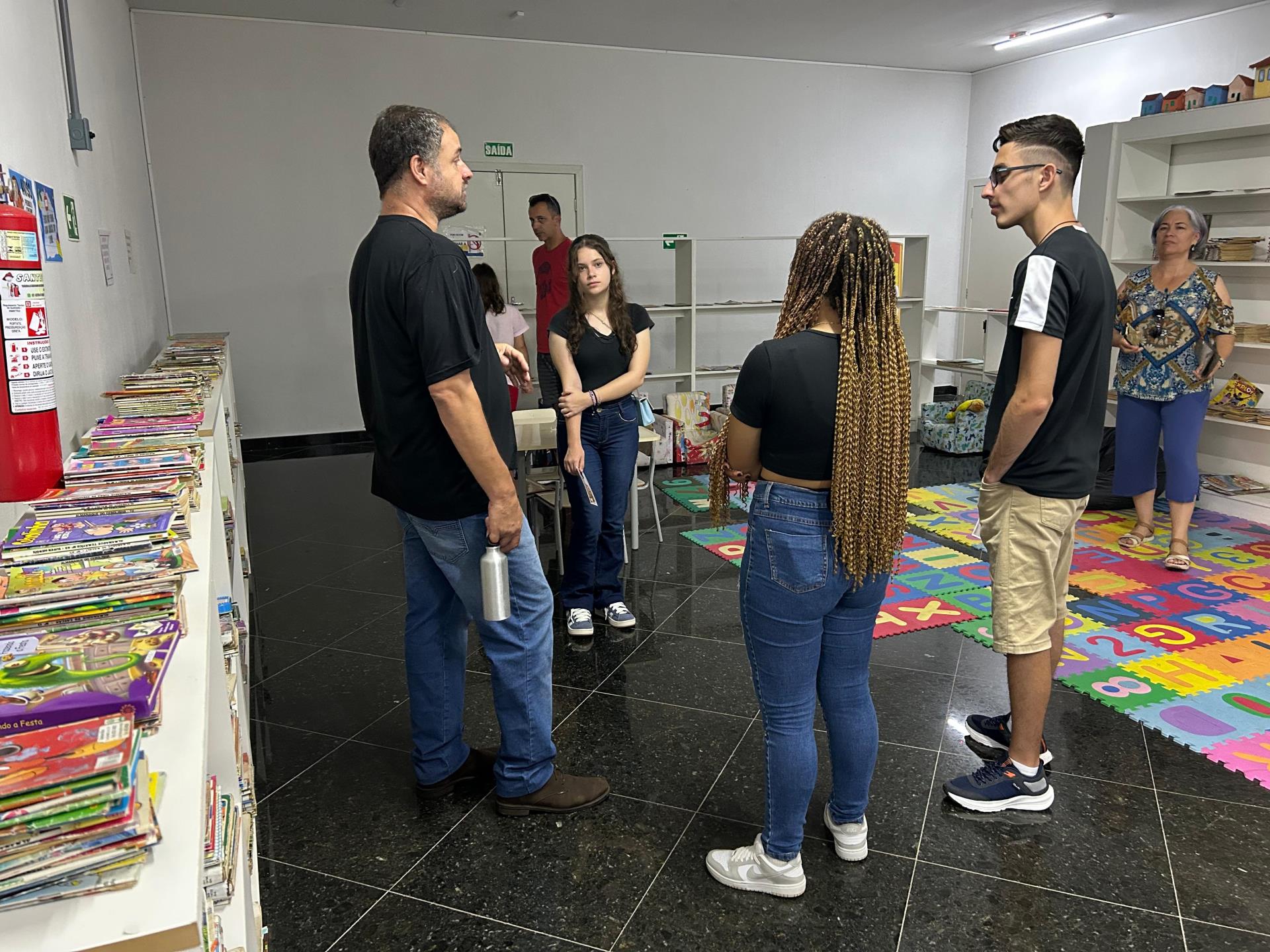 Visita Comenor Centro Cultural 02