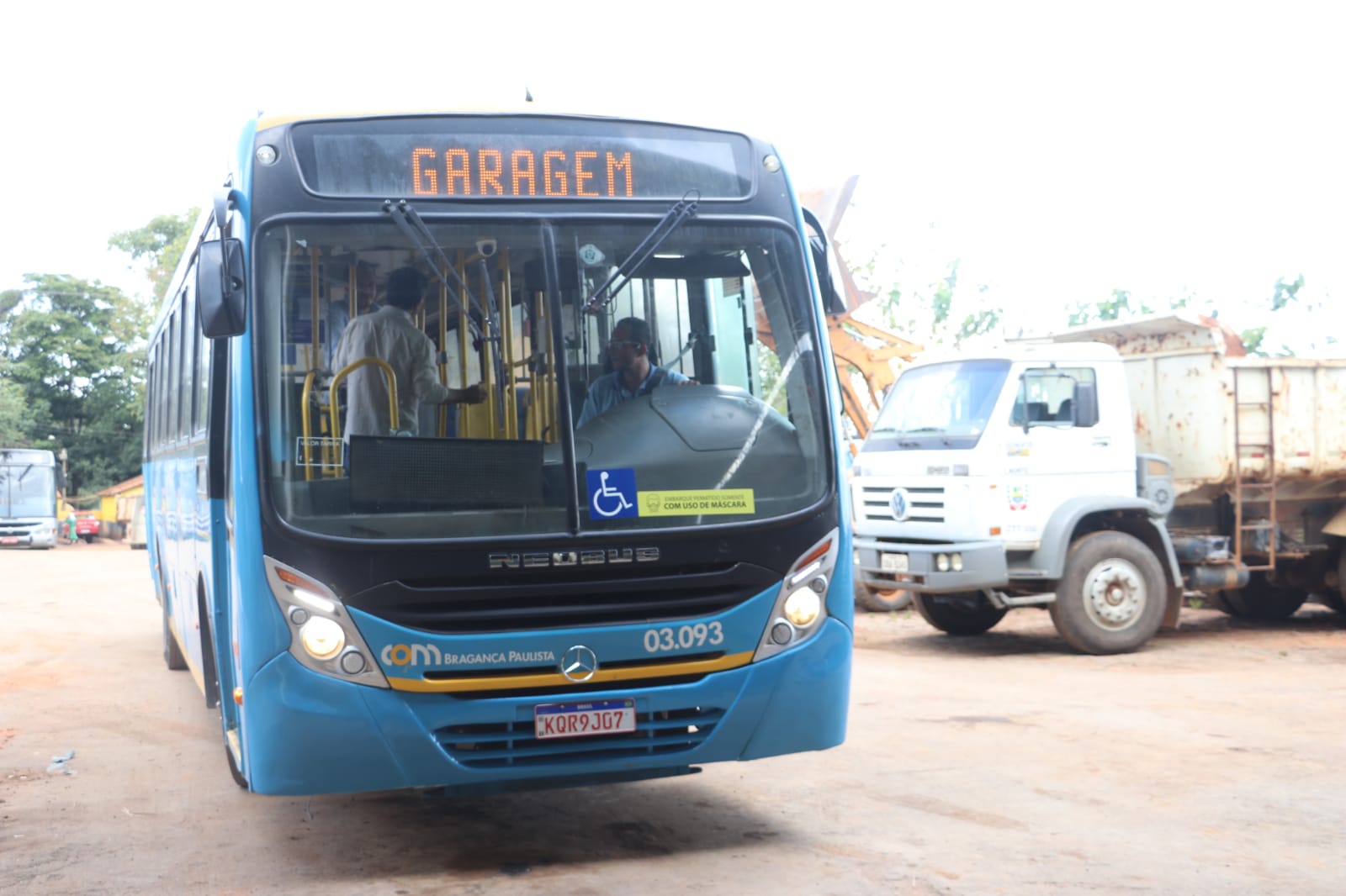 Prefeitura intensifica fiscaliza&ccedil;&atilde;o de &ocirc;nibus da JTP (2)