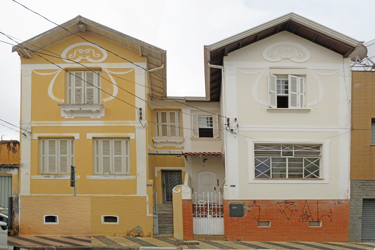 3. Rua Cel. João Leme, 261 e 267