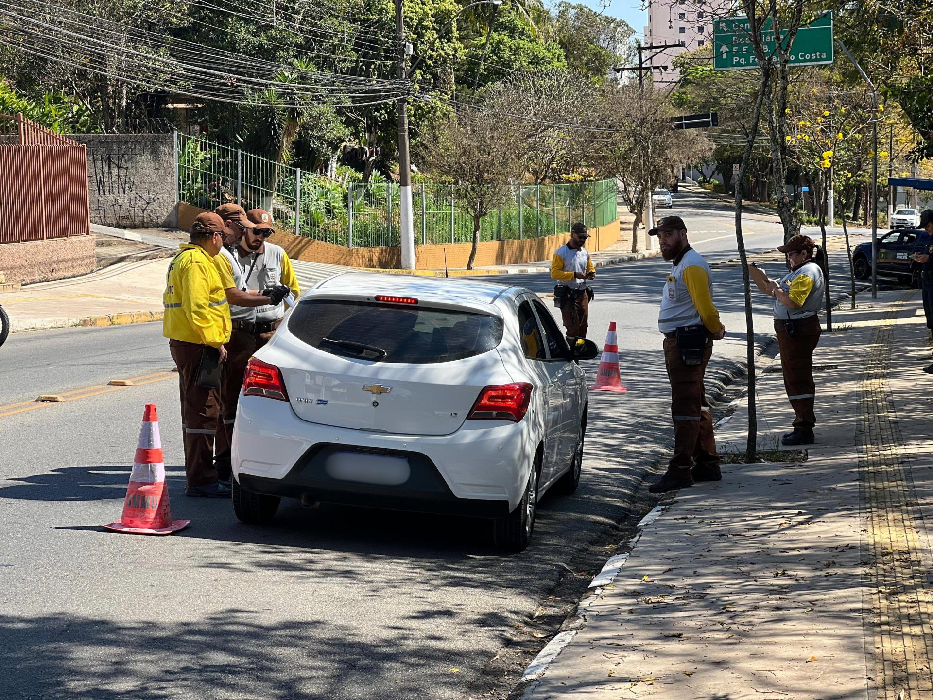 Prefeitura de Bragança Paulista intensifica fiscalização de motoristas por aplicativo (6) - Editado-min