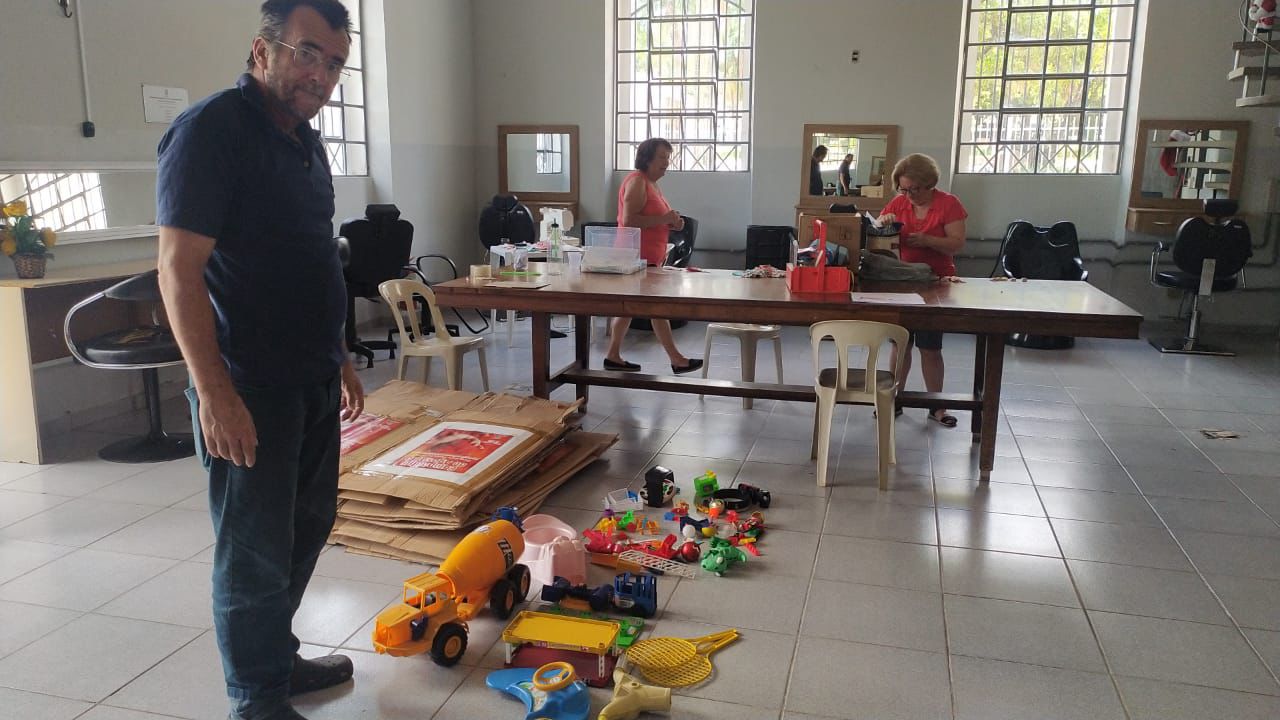 F&aacute;brica de Brinquedos confecciona presentes para o Natal Social 2024 (3)