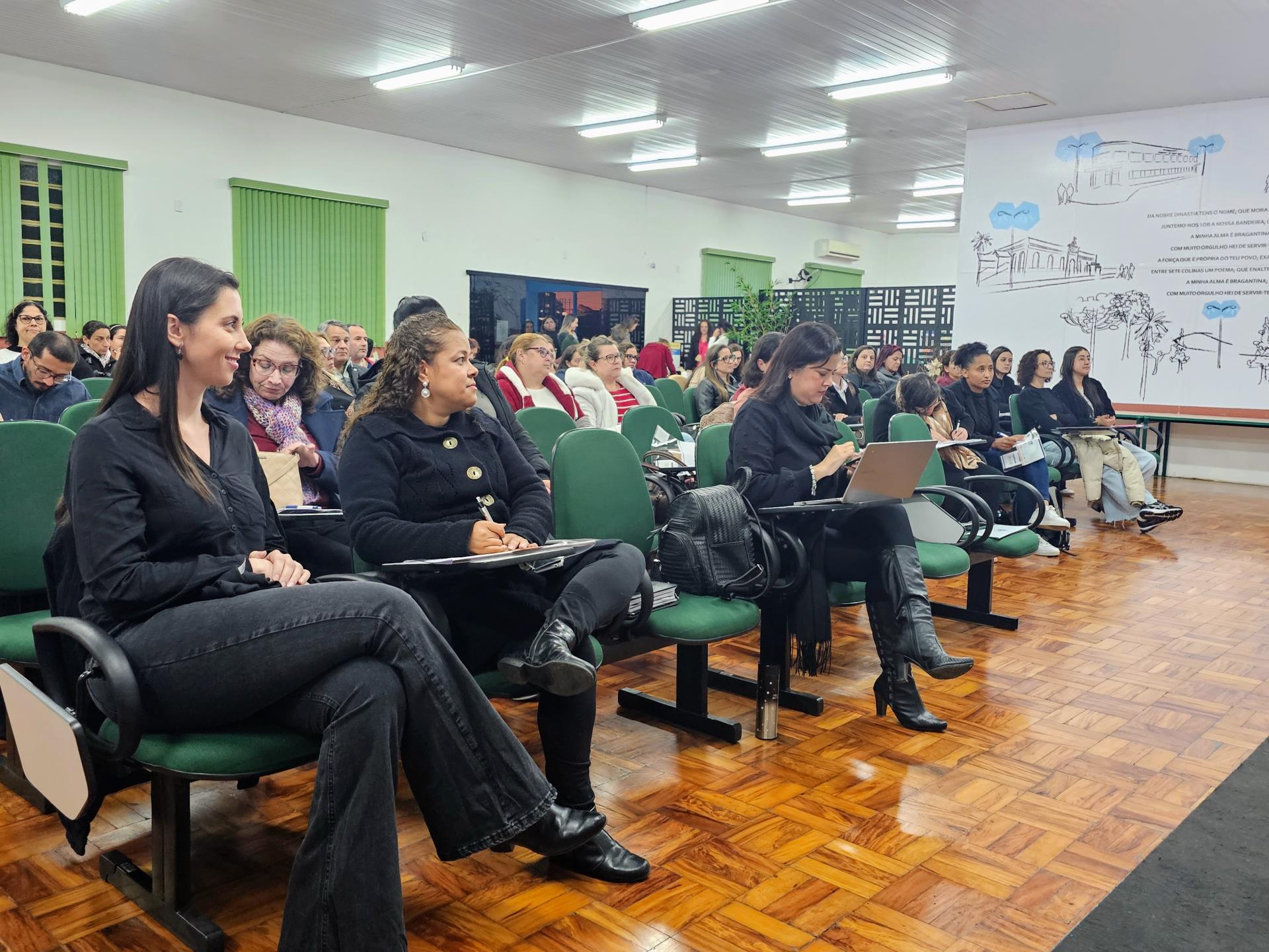 FOTO 2_CURSO PARA FARMACÊUTICOS_01-08-2025