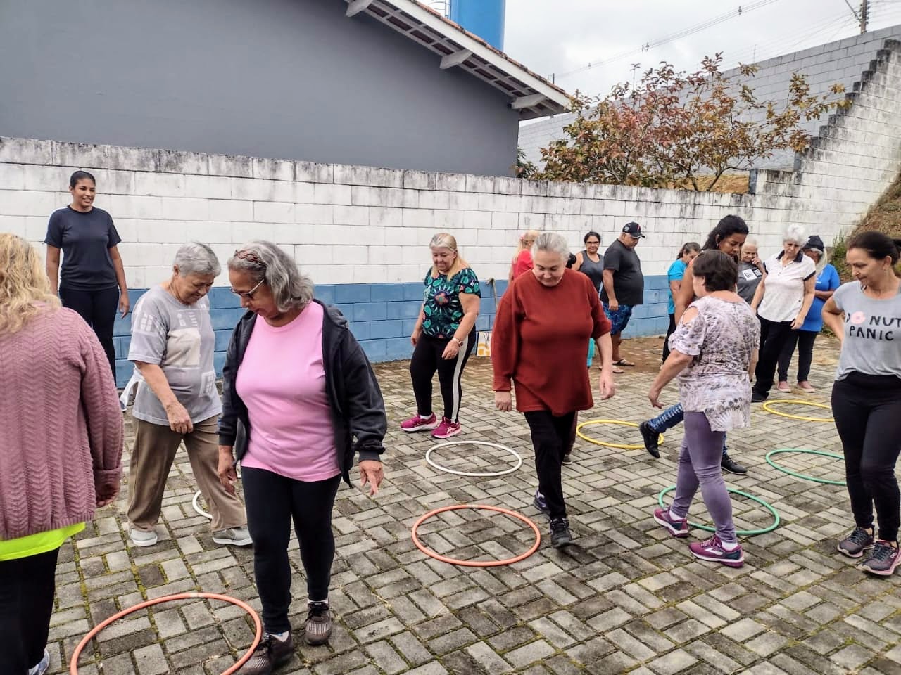 FOTO 2_ATIVIDADES COM EDUCADORES FÍSICOS_07-02-2025