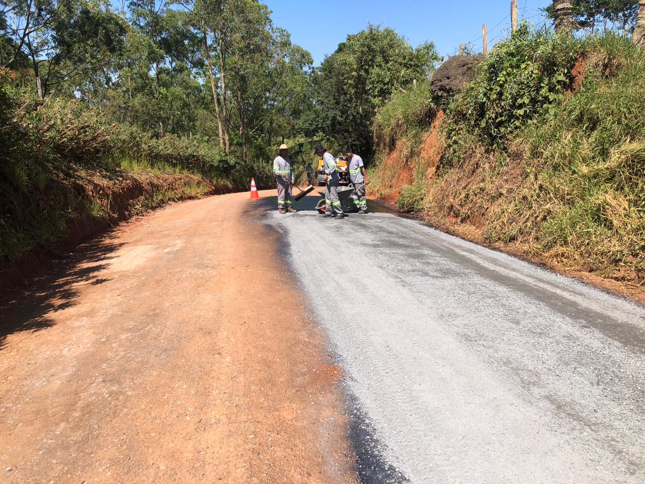 23.03.2023 Estrada Legal Oswaldo Buoso, no Boa Vista, começa a receber melhorias (2)