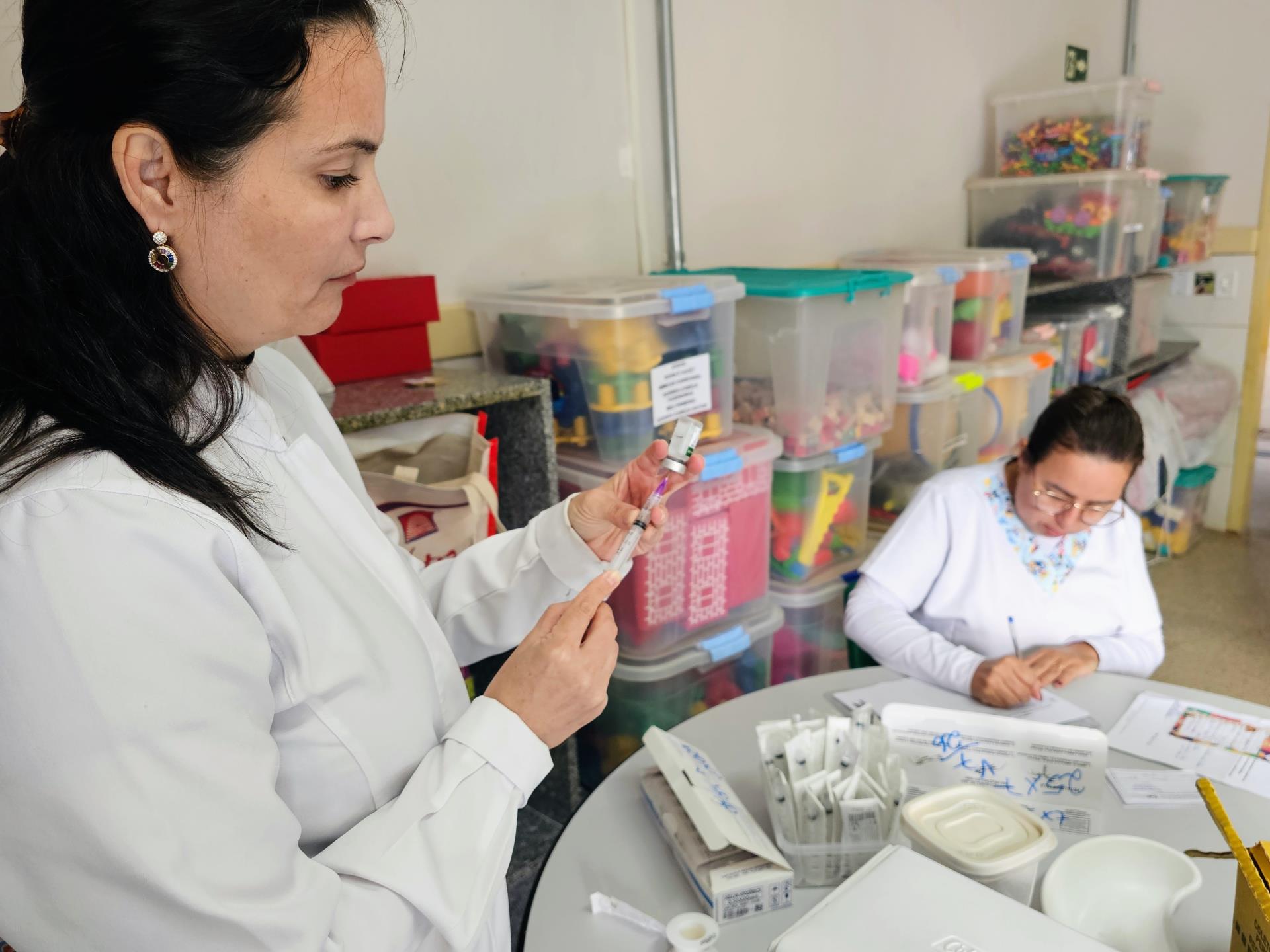 FOTO 2_VACINAÇÃO NAS ESCOLAS_23-04-2025