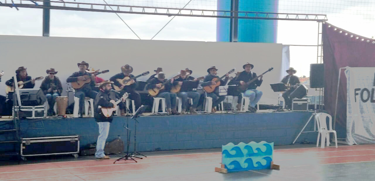 23.08.2022 Escola Municipal Prof&ordf; Nilza Faria promove a VI Festa Folcl&oacute;rica (1)