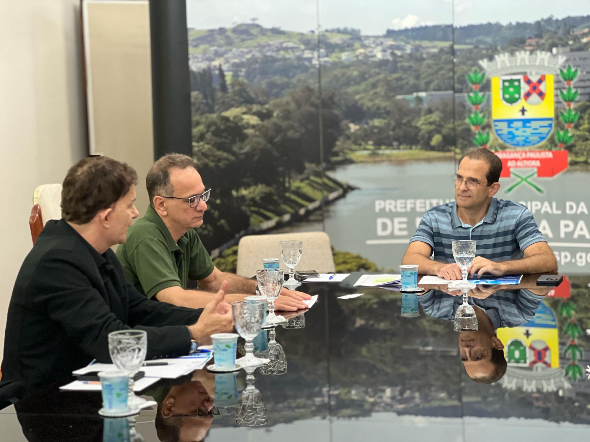 Prefeitura de Bragan&ccedil;a Paulista recebe termo de doa&ccedil;&atilde;o da Receita Federal (3)