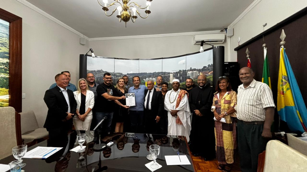 Novas leis garantem moradia popular e refor&ccedil;am o respeito entre diferentes cren&ccedil;as (2)