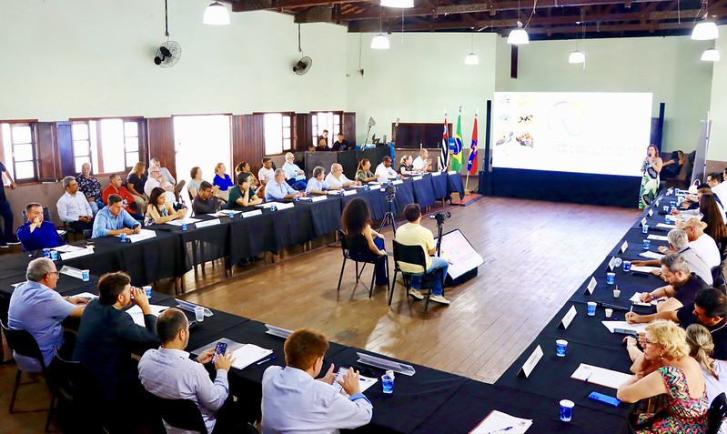 Bragan&ccedil;a Paulista participa de reuni&atilde;o da APRECESP em Iguape 02