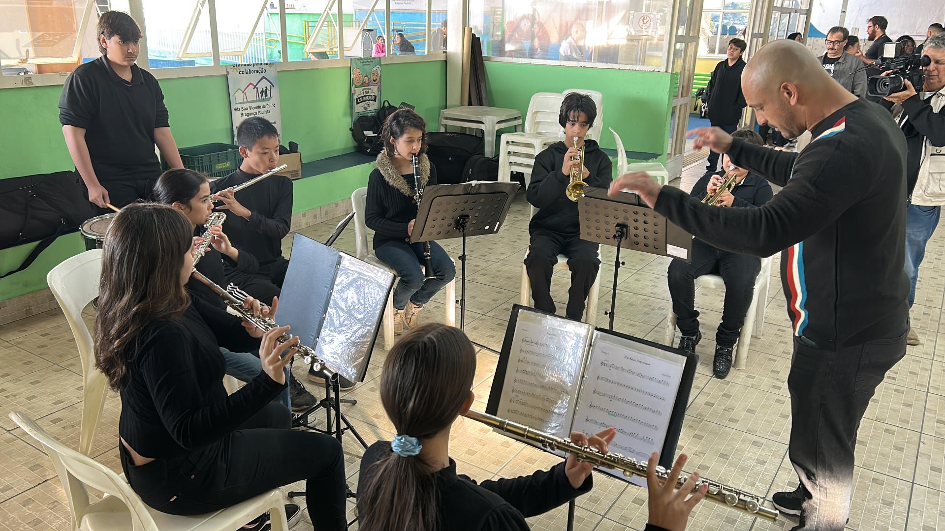 AULAS DE MUSICA GURI
