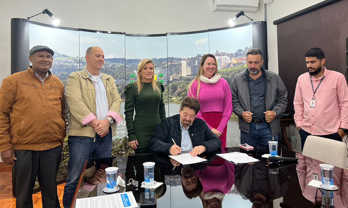 Assinatura do Alvará Bragança F3 02