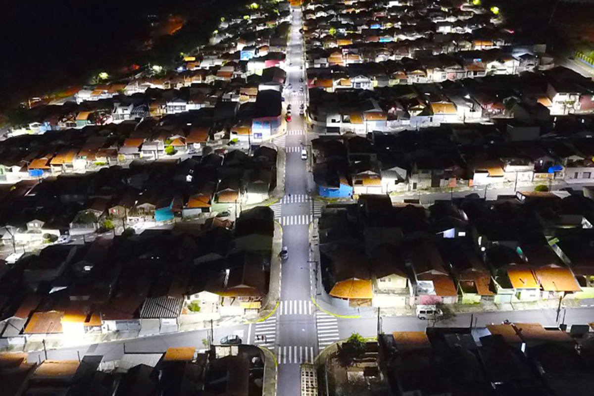 Mais de 170 l&acirc;mpadas em LED foram instaladas em ruas do Jardim Fraternidade (2)