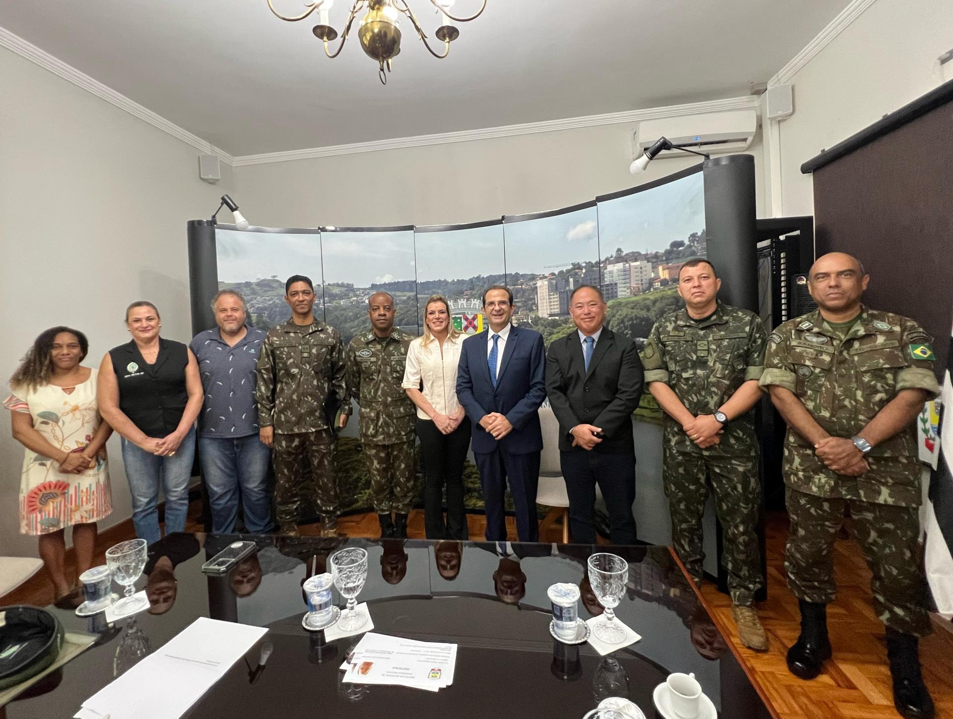 Prefeito Edmir Chedid assume a presidência da Junta de Serviço Militar de Bragança Paulista (3)