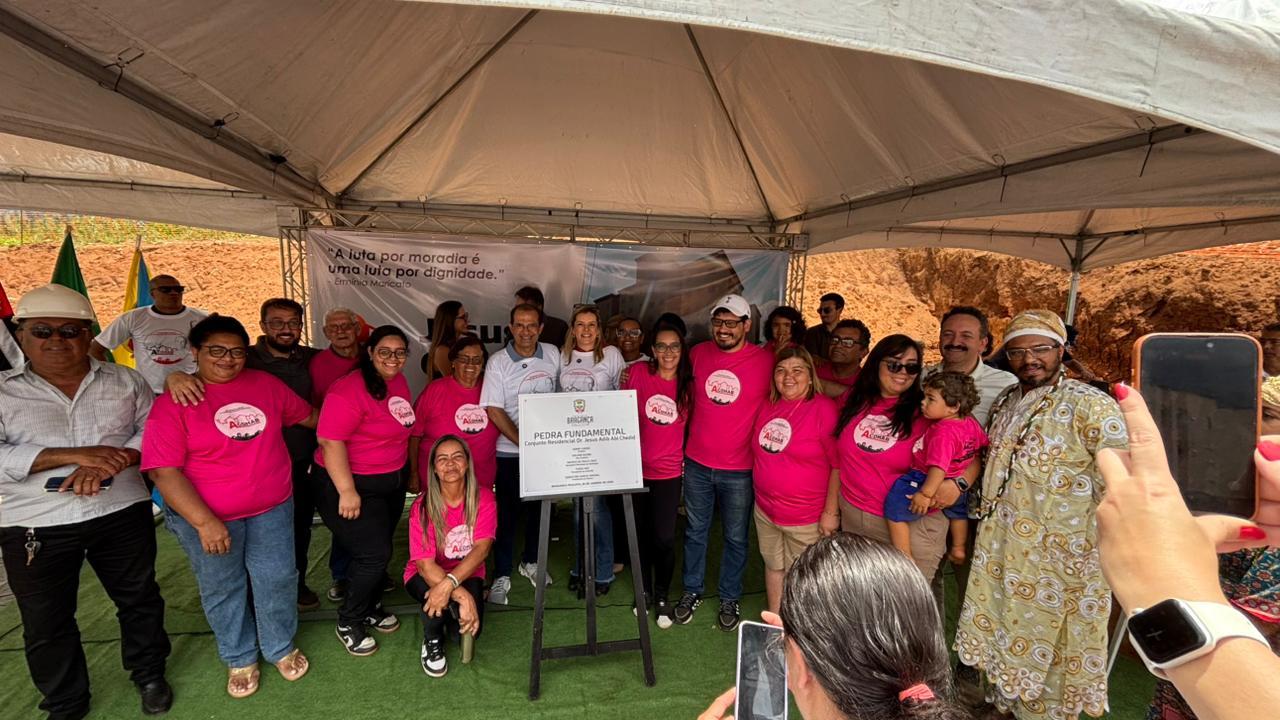 Lan&ccedil;amento da pedra fundamental 02