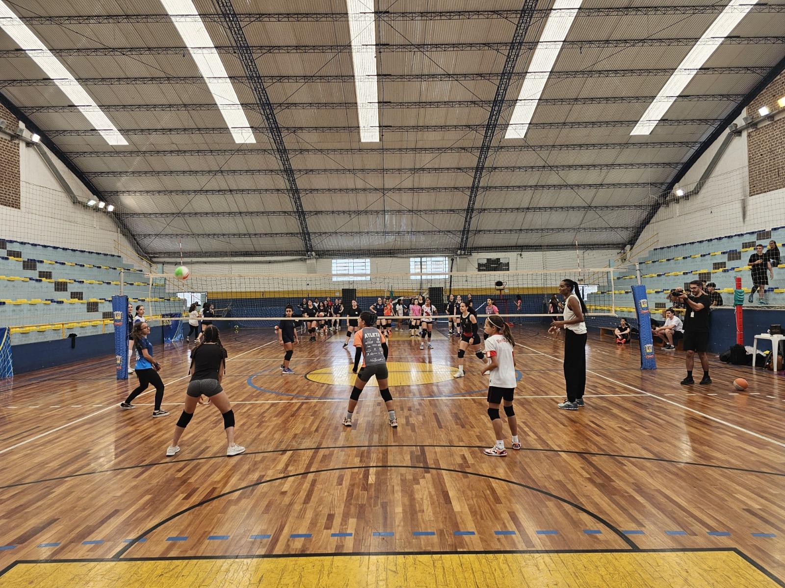 Bragança Paulista recebe Circuito Sesc de Esportes com participação da bicampeã olímpica Fabiana Claudino (2)