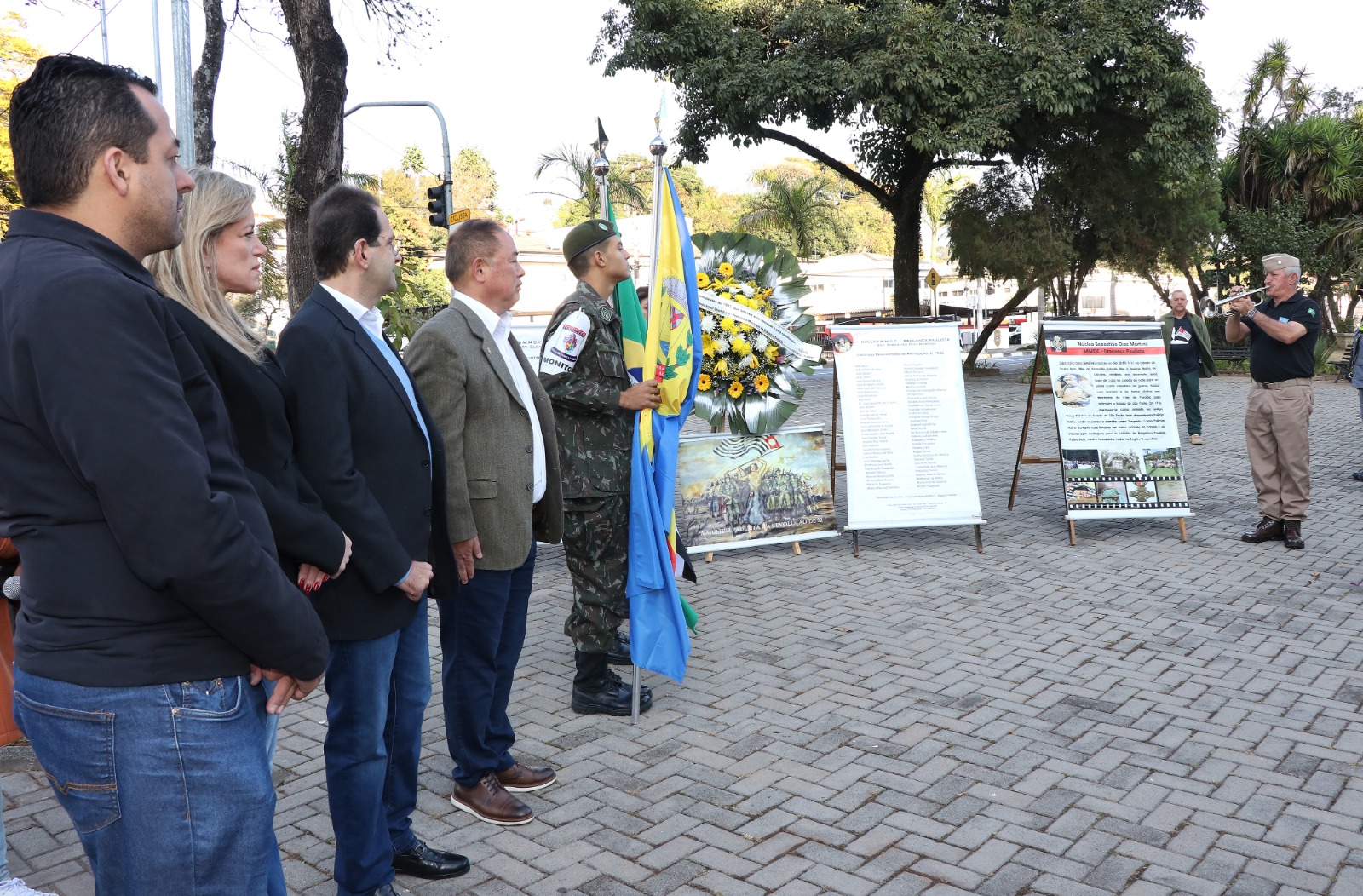 Bragan&ccedil;a Paulista comemorou o Dia do Constitucionalista com solenidade em homenagem aos her&oacute;is  (2)