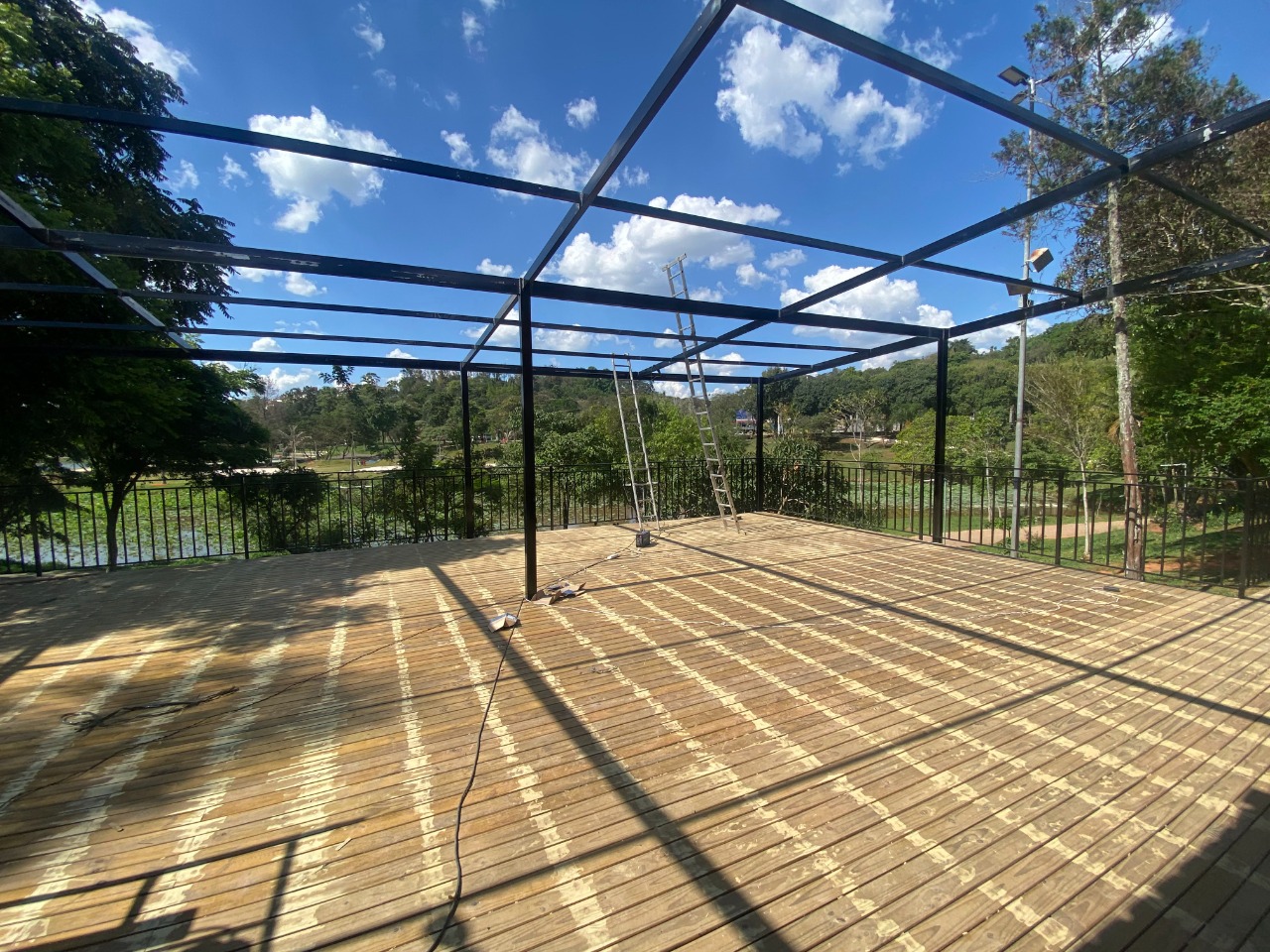 27.10.2022  Obras de implanta&ccedil;&atilde;o de restaurante no Lago do Tabo&atilde;o entra em fase final (2)