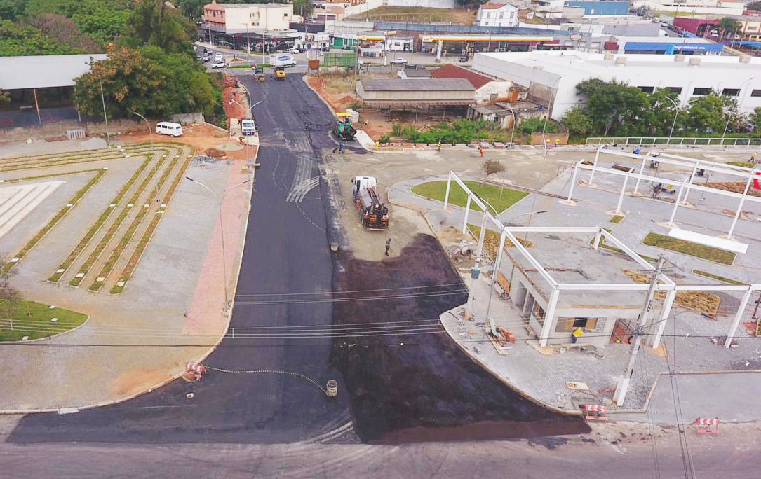 06.04.2021 Drone Pra&ccedil;a Poesia (5)