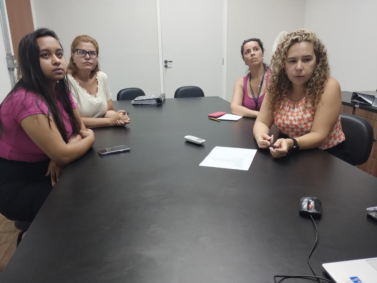 Prefeitura de Bragan&ccedil;a Paulista realiza reuni&atilde;o para avan&ccedil;ar na regulariza&ccedil;&atilde;o fundi&aacute;ria do n&uacute;cleo Sol e Vid