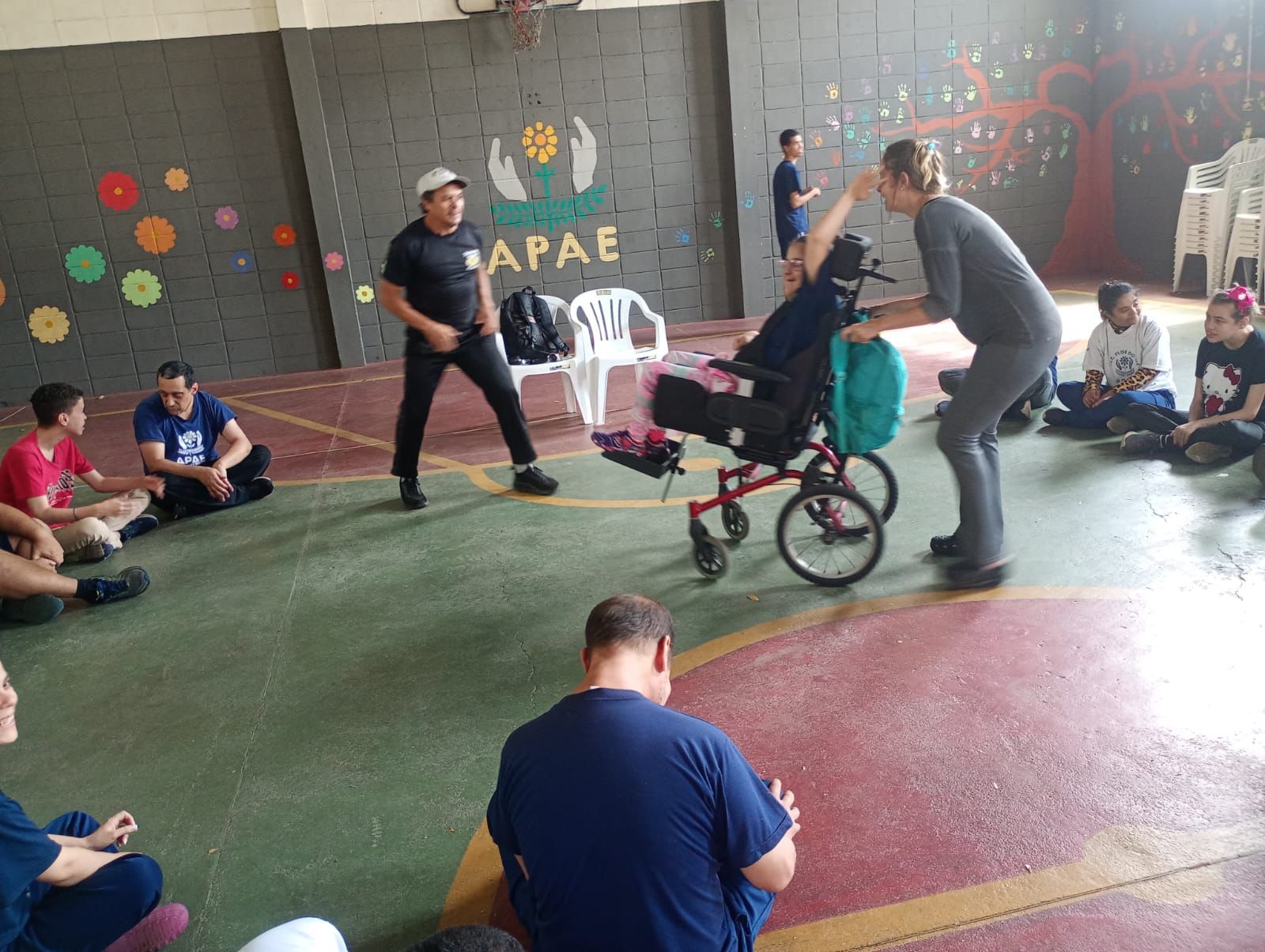 Prefeitura oferece aulas de capoeira para alunos da rede municipal e Apae (6)