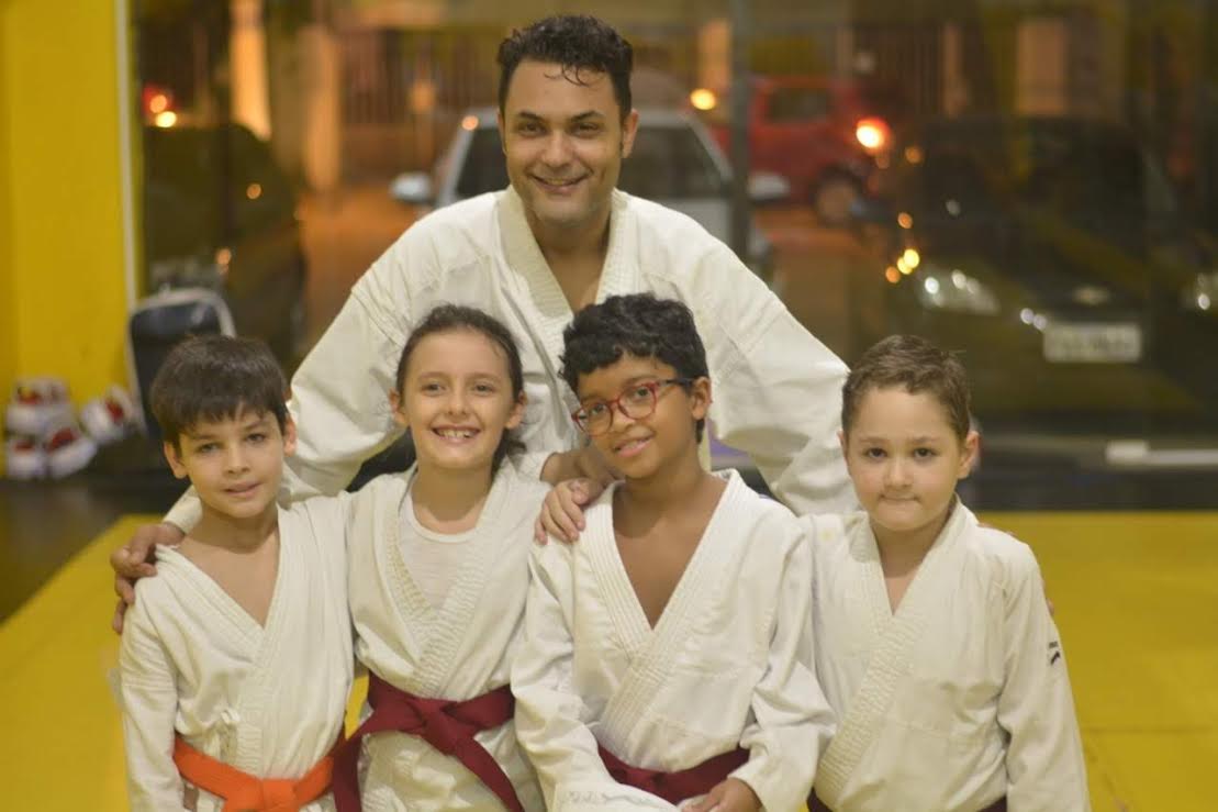 Prefeitura oferece aulas gratuitas de karatê para crianças e adultos