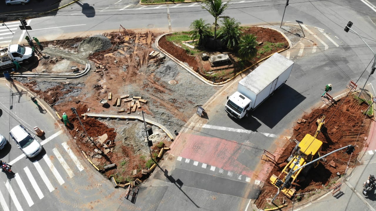 16.03.2023 Maior fluidez e segurança – Obras de adequação geométrica na “rotatória d (3)