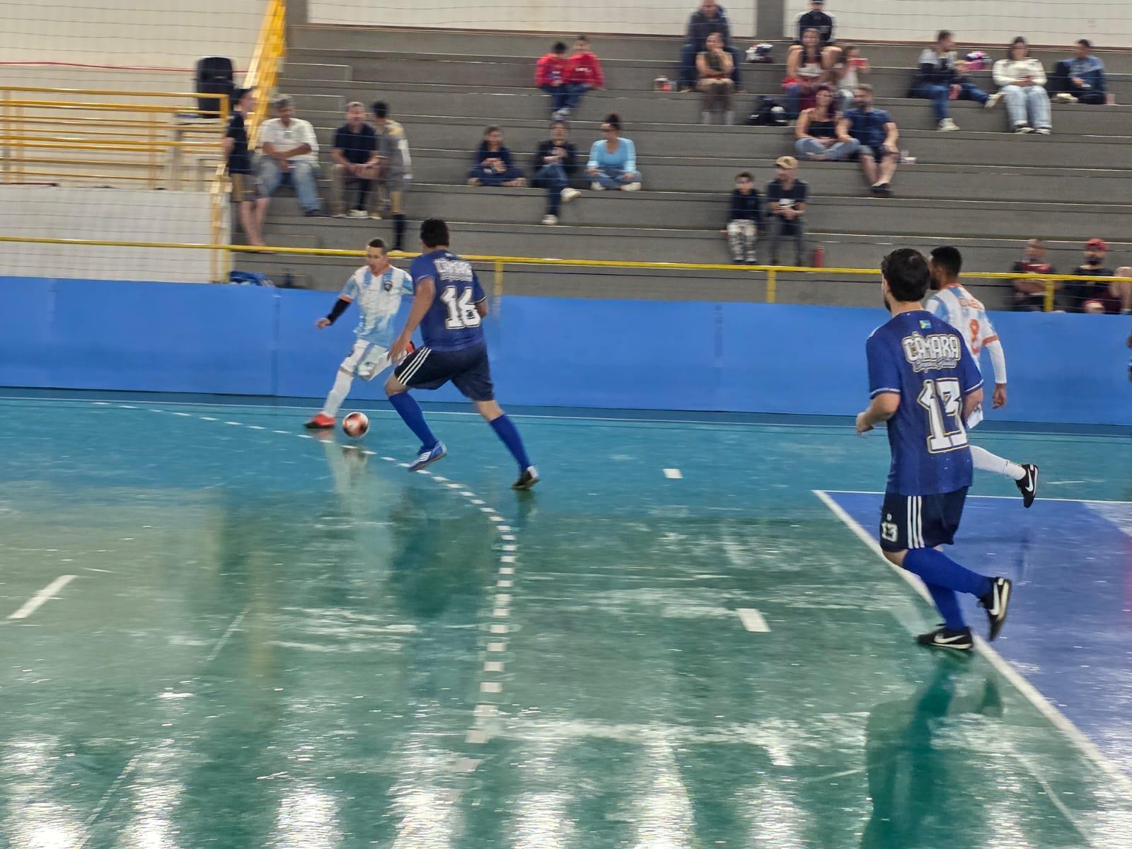 Semana come&ccedil;a com partidas e complemento da 1&ordf; rodada do 40&ordm; Torneio dos Trabalhadores de Bragan&ccedil;a Pauli (1)